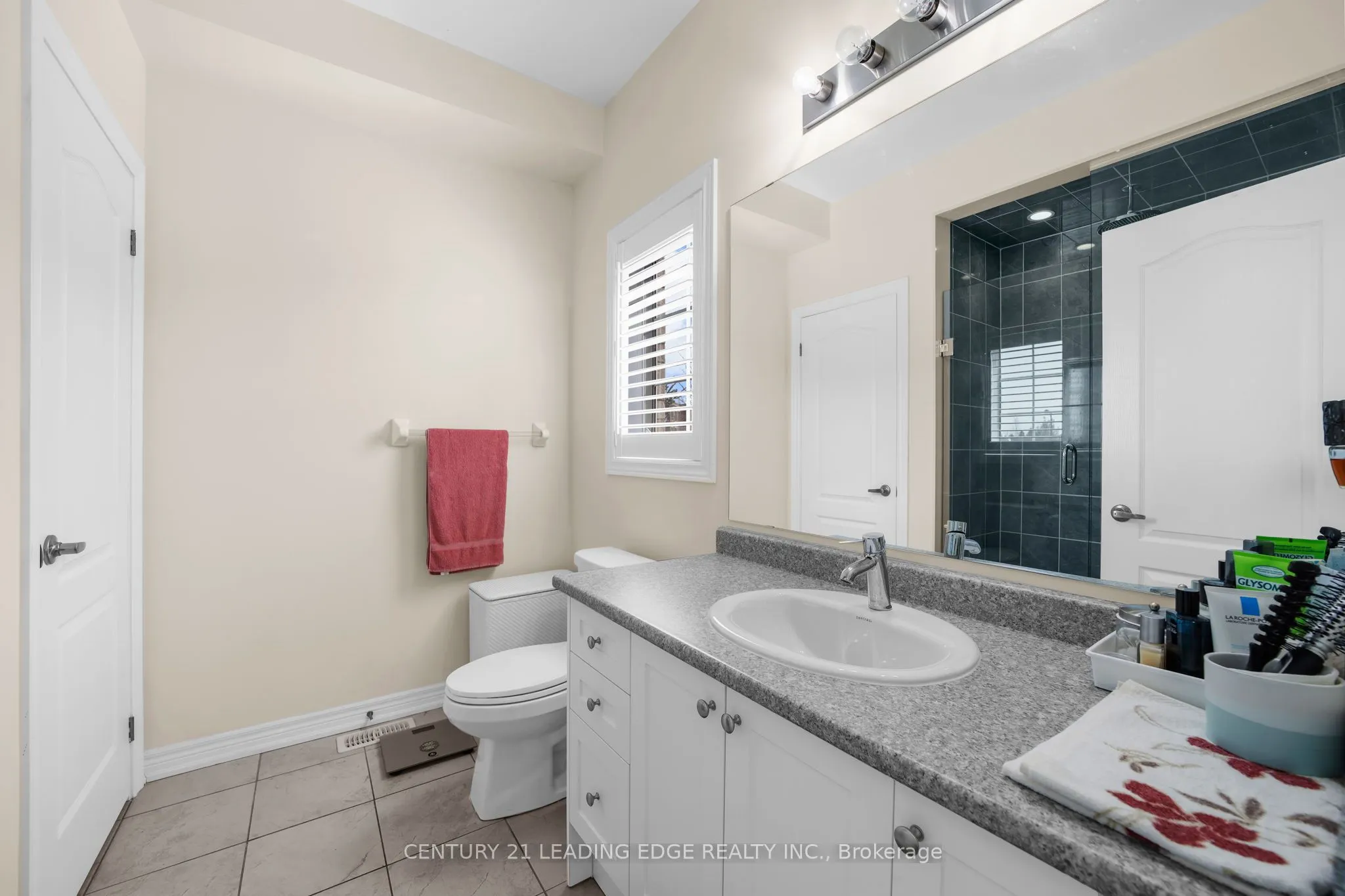 35 Lobelia Street #4