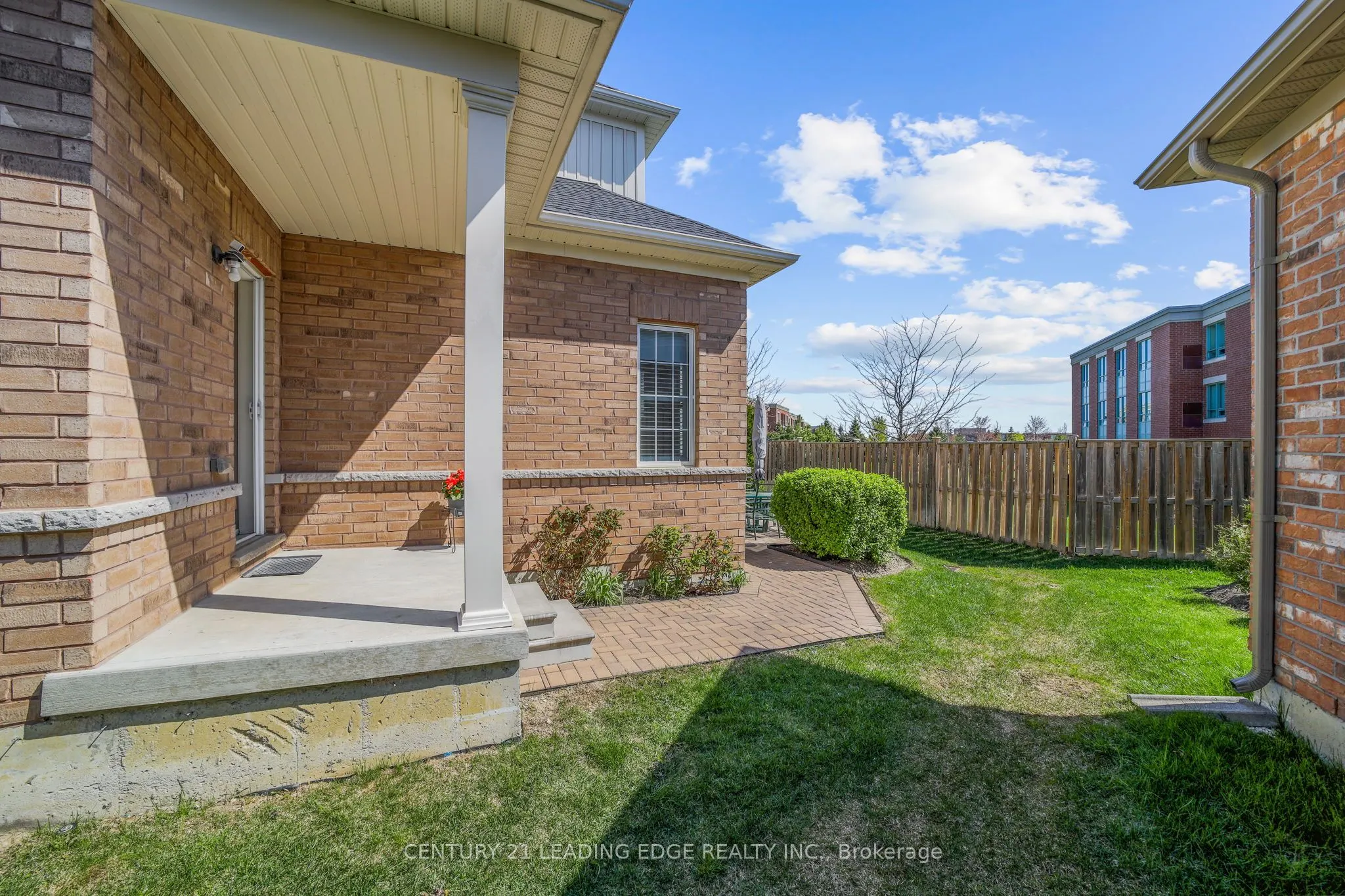 35 Lobelia Street #4