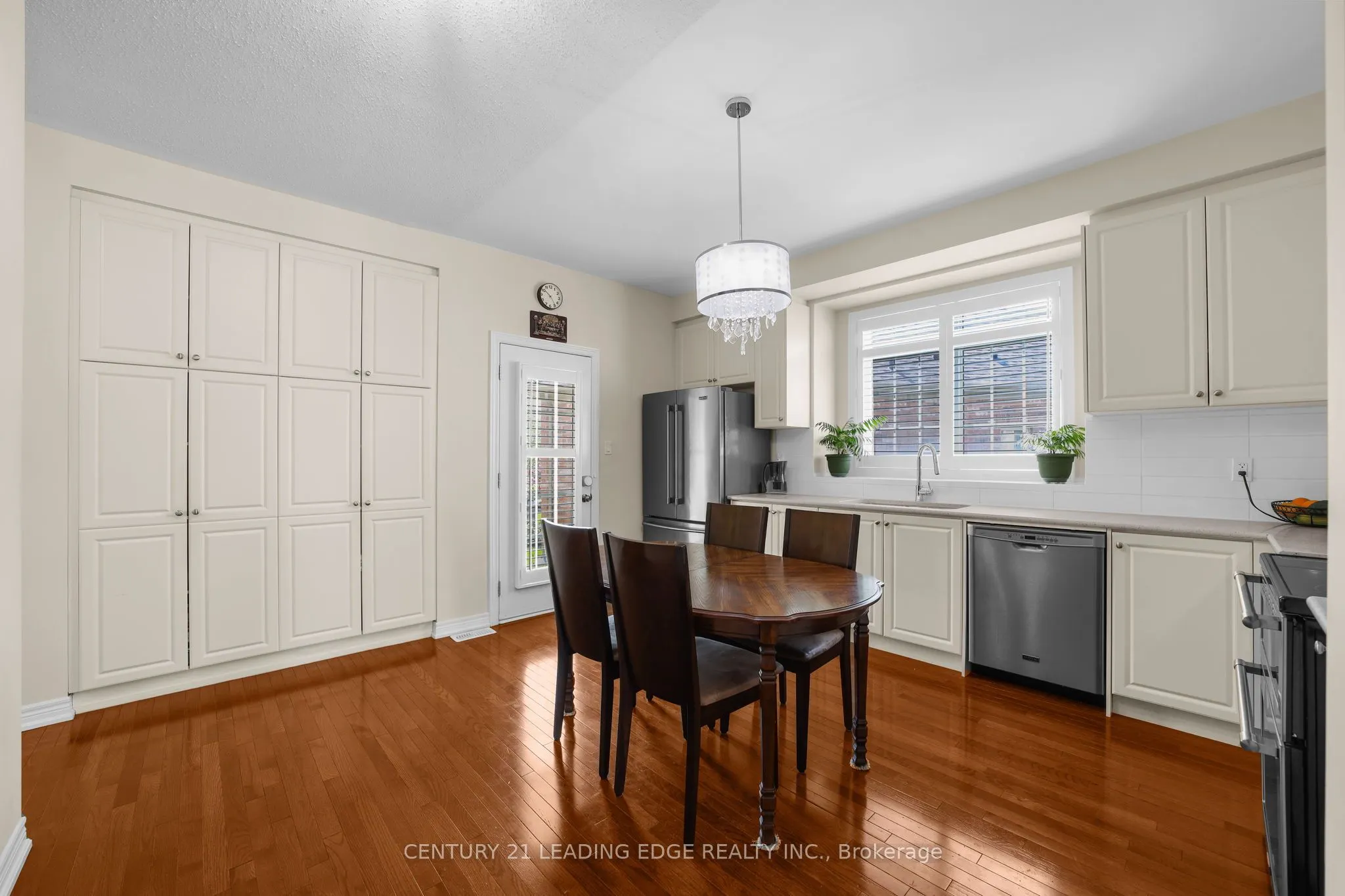 35 Lobelia Street #4
