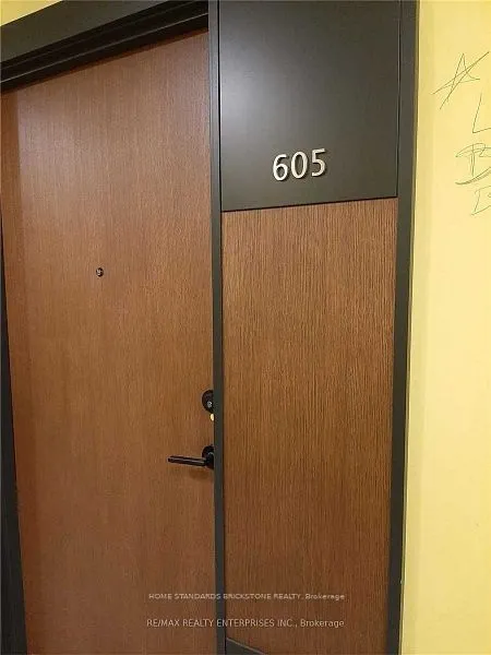 4065 Confederation Parkway, #605