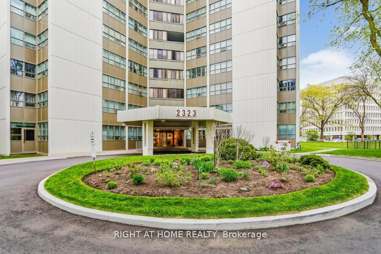 2323 Confederation Parkway #807