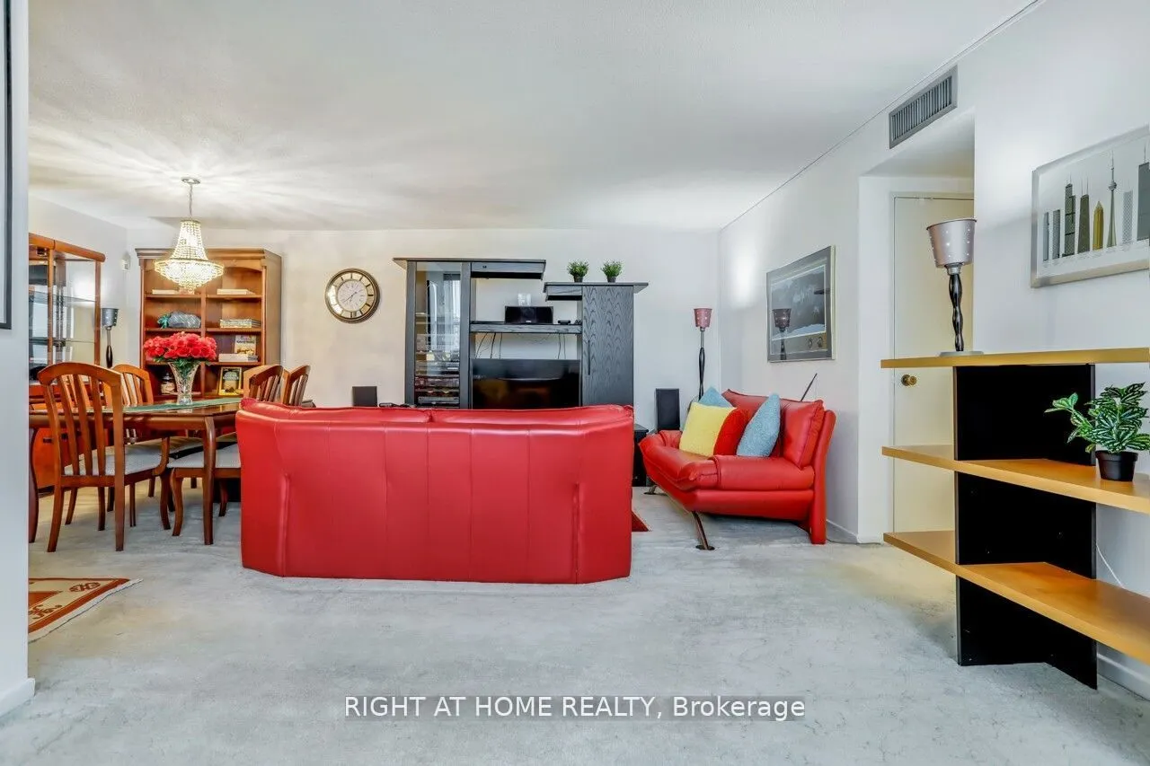 2323 Confederation Parkway #807