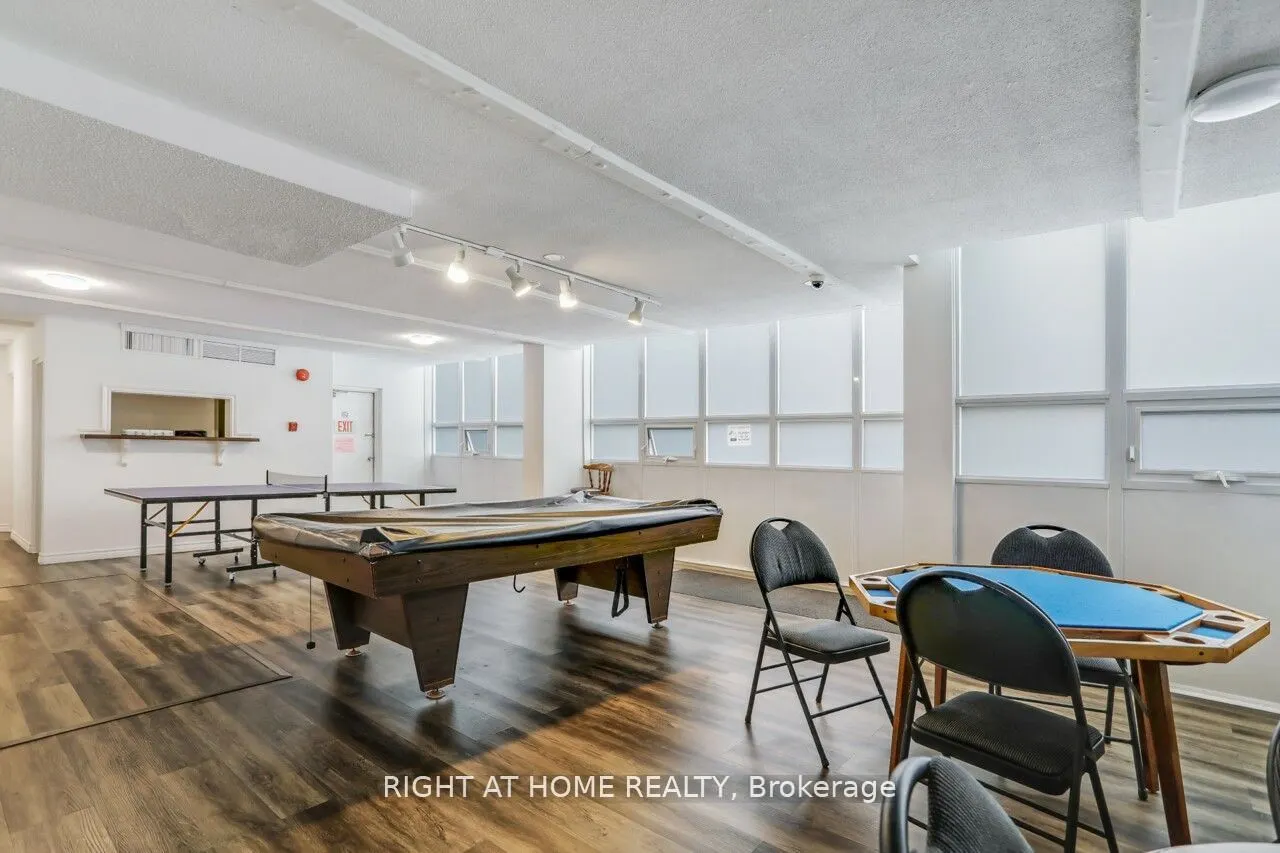 2323 Confederation Parkway #807
