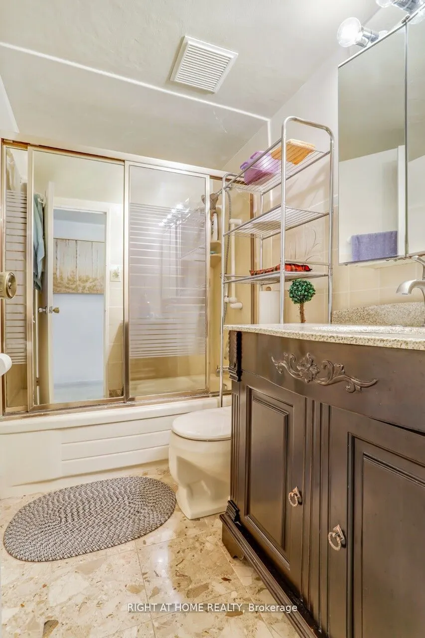 2323 Confederation Parkway #807