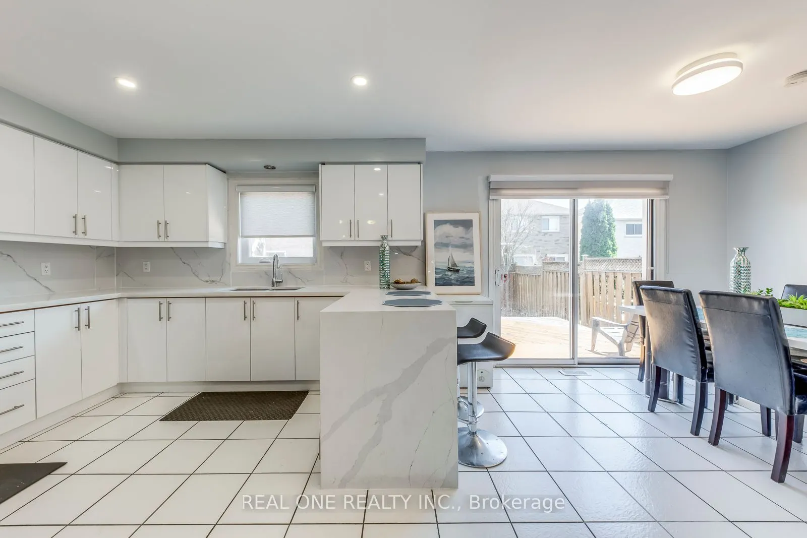 826 Winterton Way