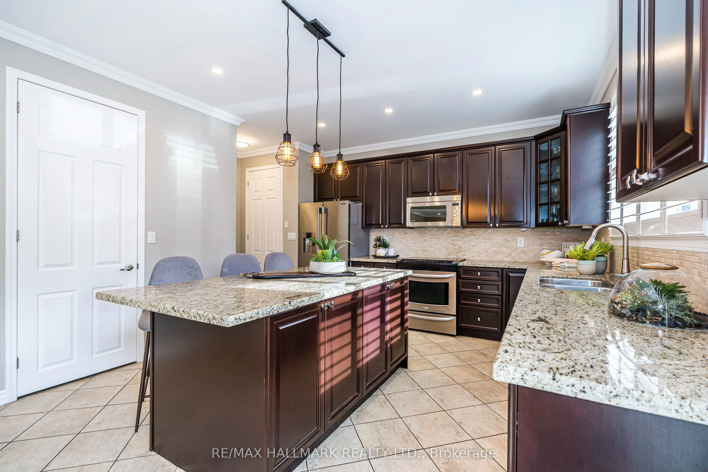 765 Boughton Crescent