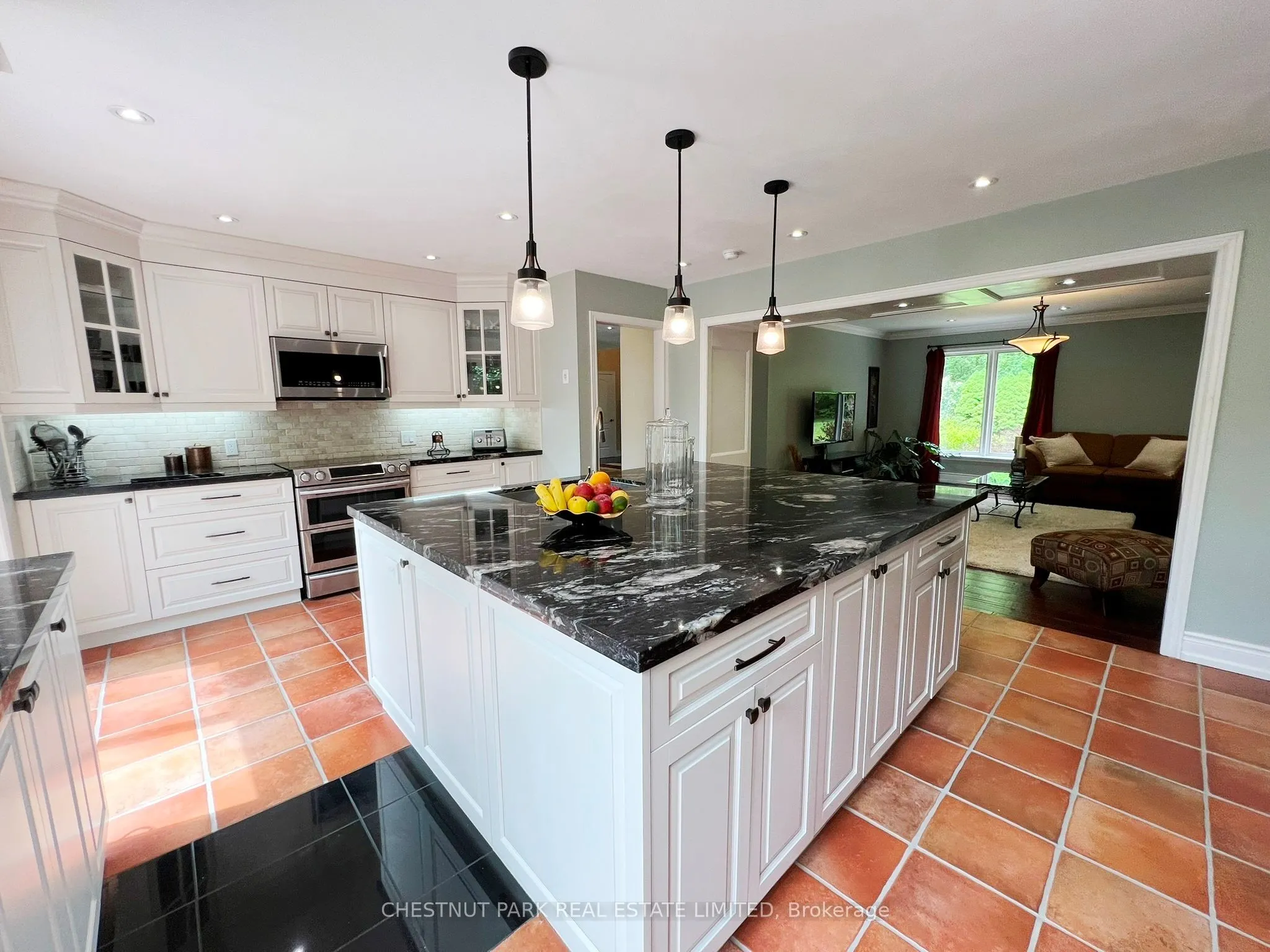 21 Southridge Trail