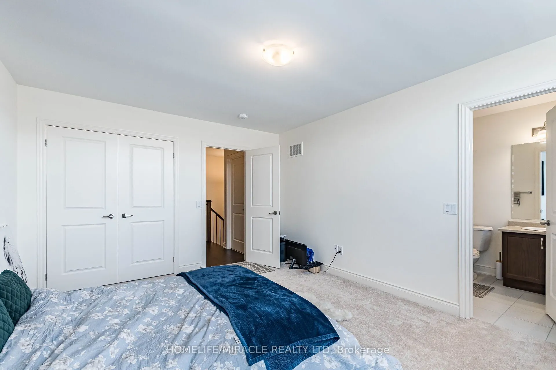25 Kambalda Road