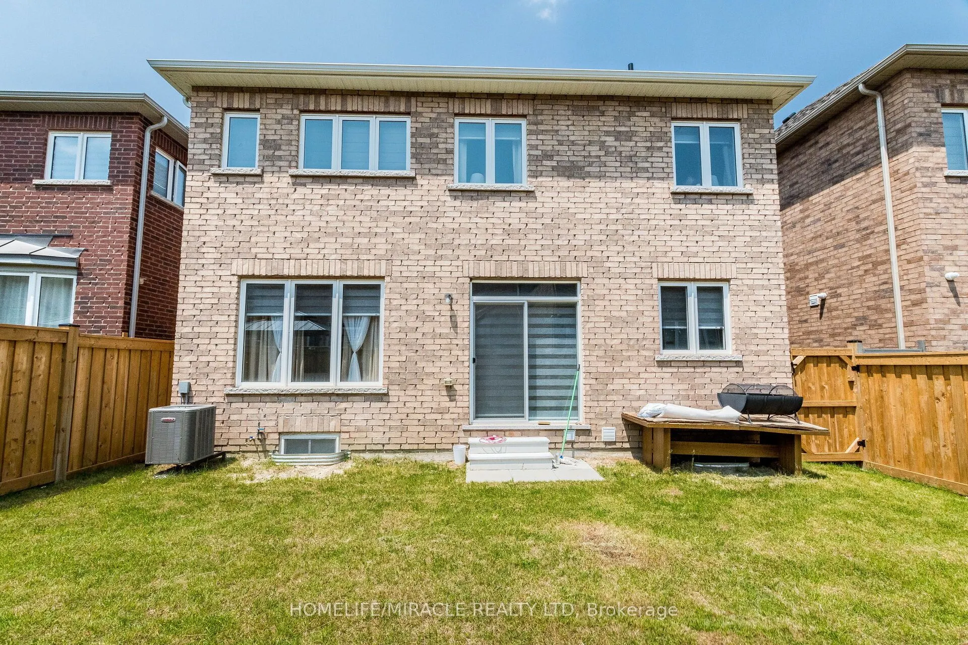 25 Kambalda Road