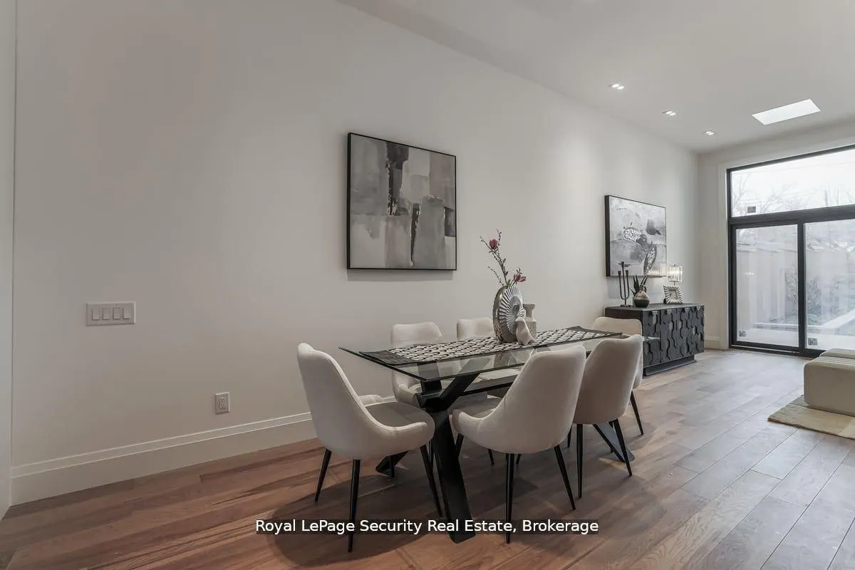 604 Ridelle Avenue, #Main and Upper