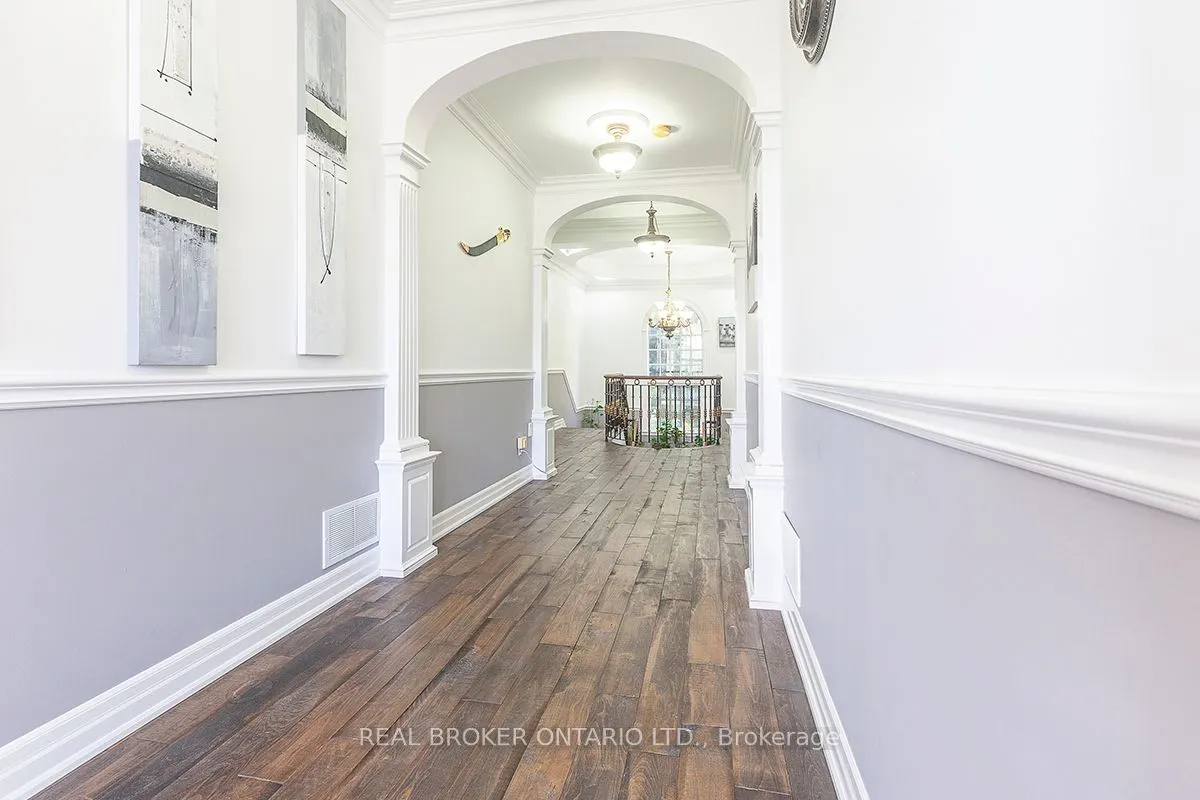 10 Costner Place