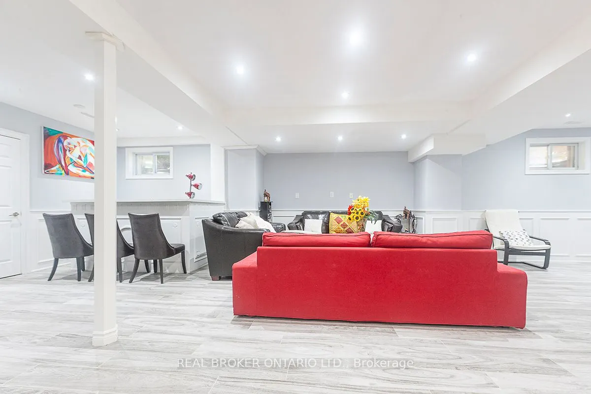 10 Costner Place