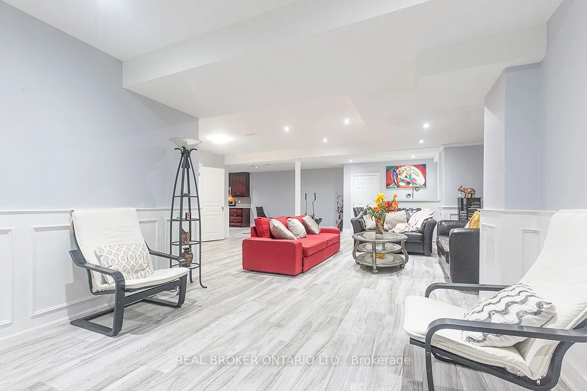 10 Costner Place