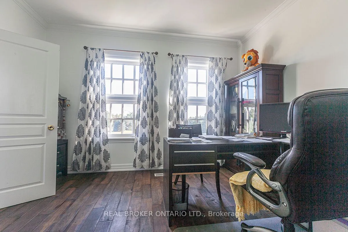 10 Costner Place