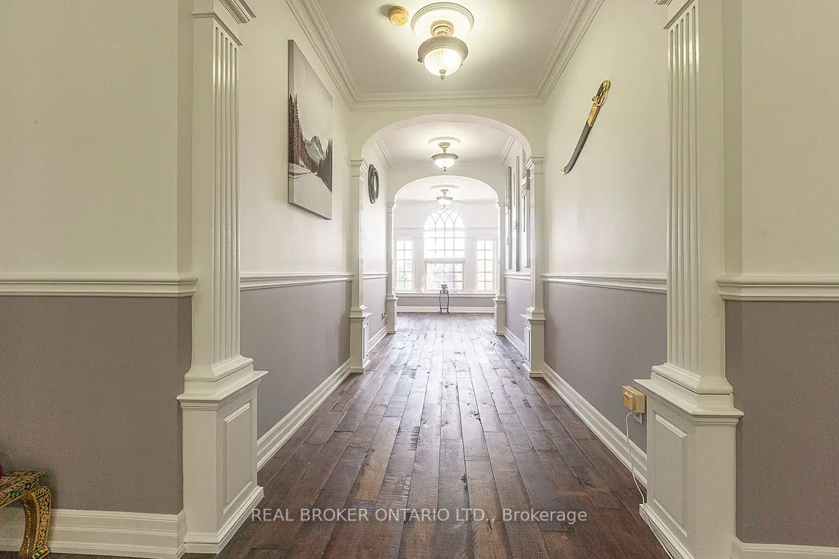 10 Costner Place