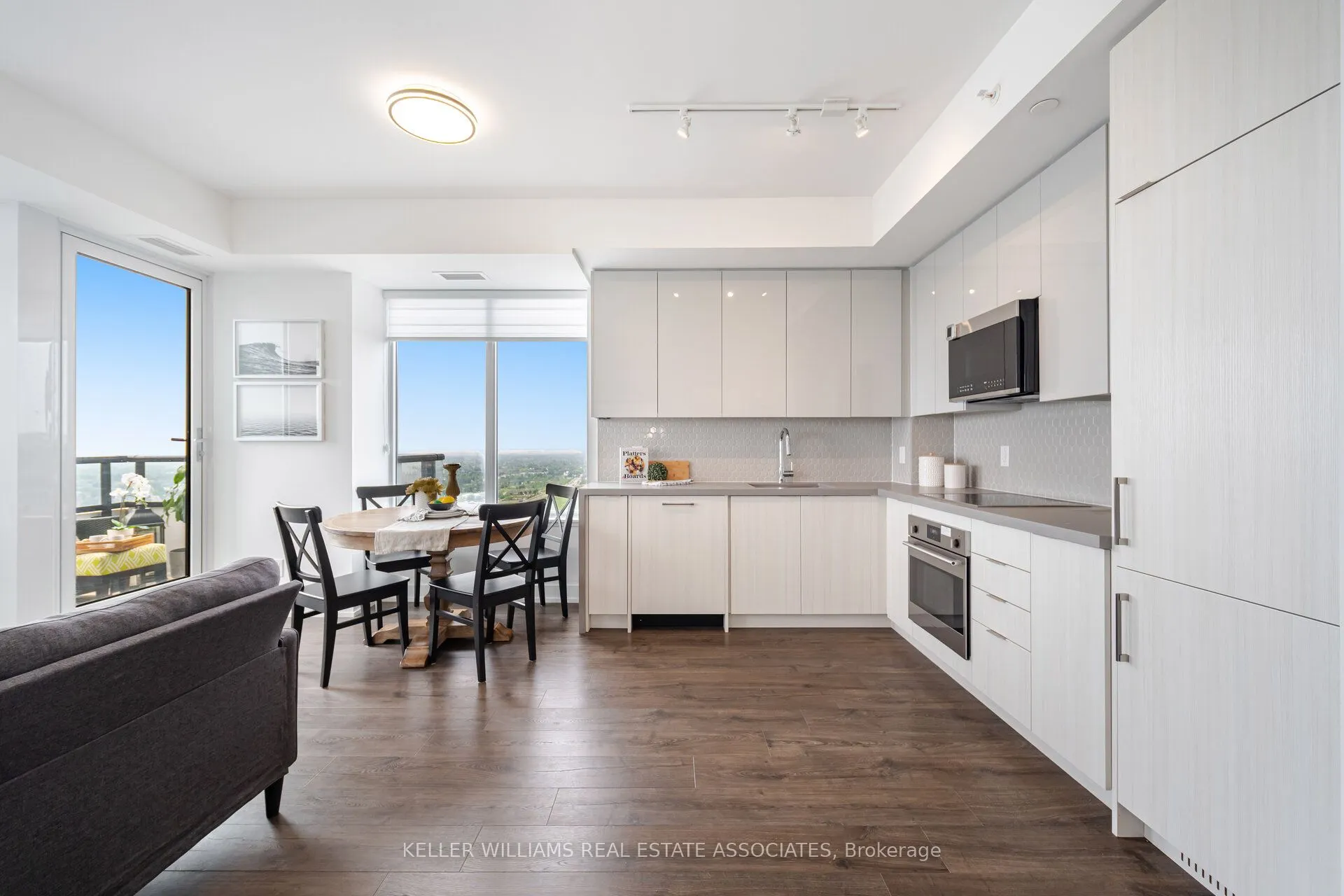 297 Oak Walk Drive, #2003