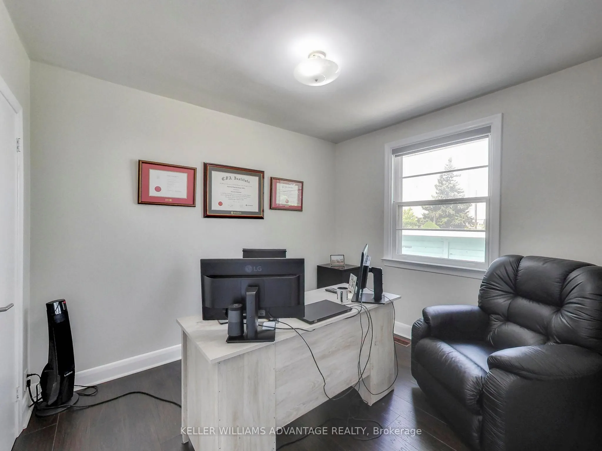 34 Glen Belle Crescent