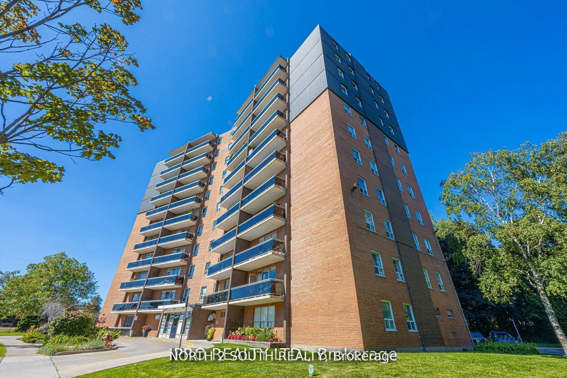 3145 Queen Frederica Drive, #801