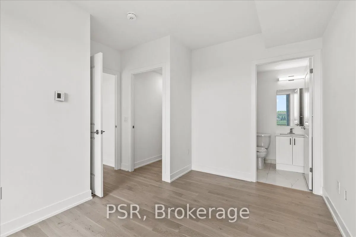 1063 Douglas Mccurdy Comm Circle, #1008