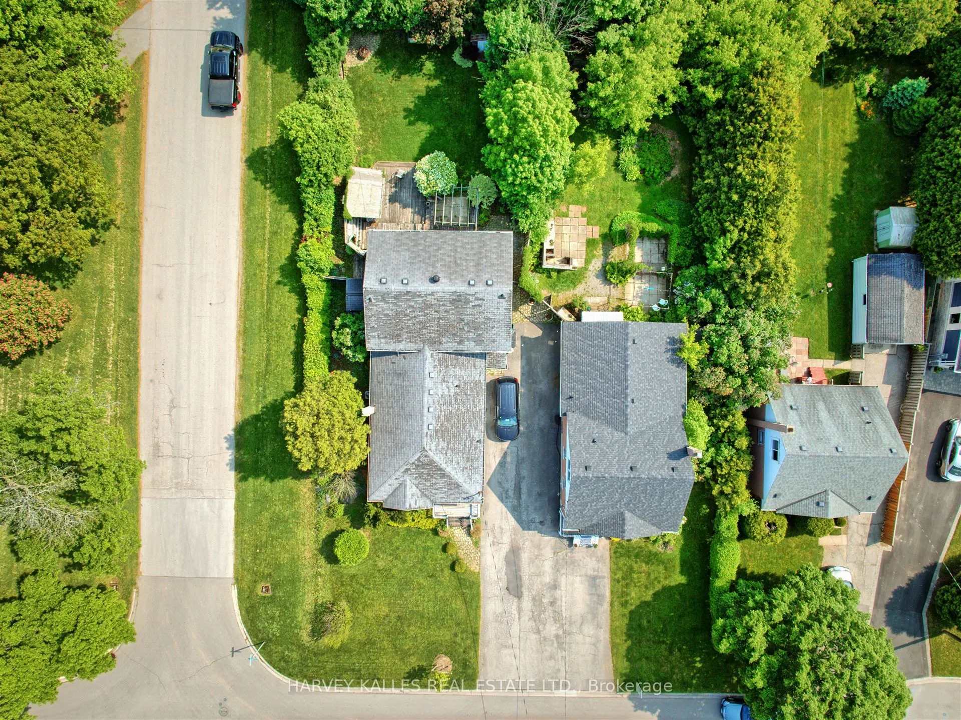 247 Jennings Crescent