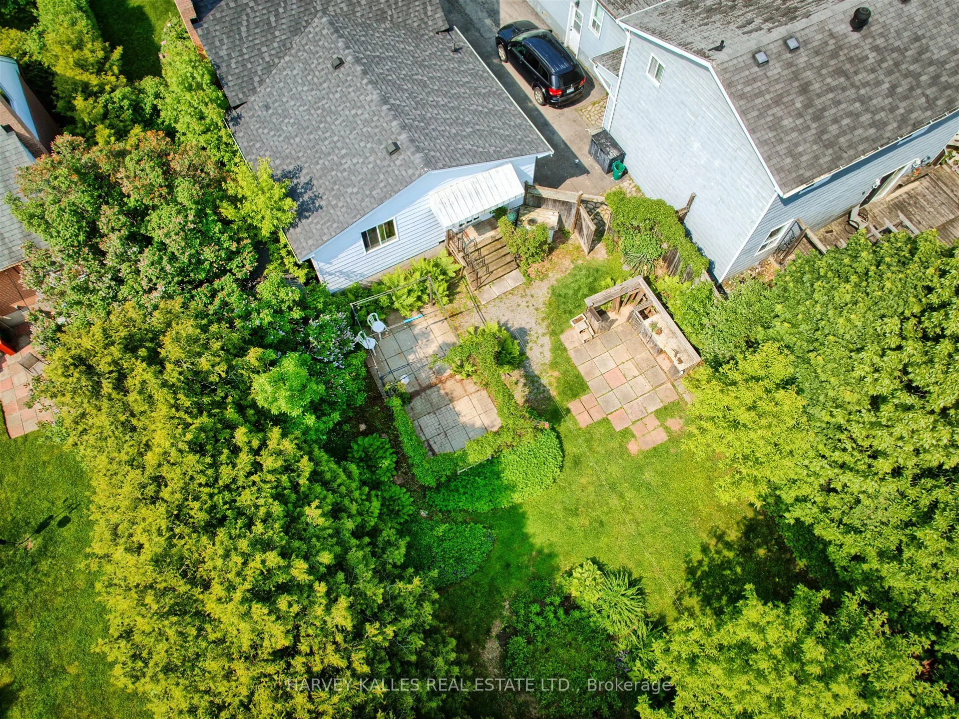 247 Jennings Crescent