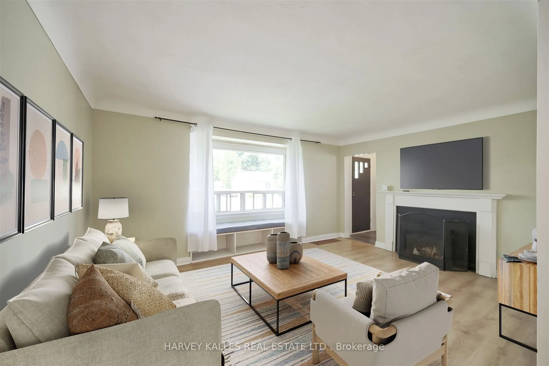 247 Jennings Crescent