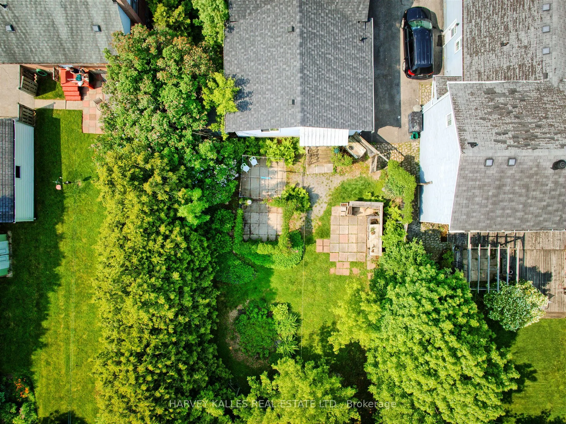 247 Jennings Crescent