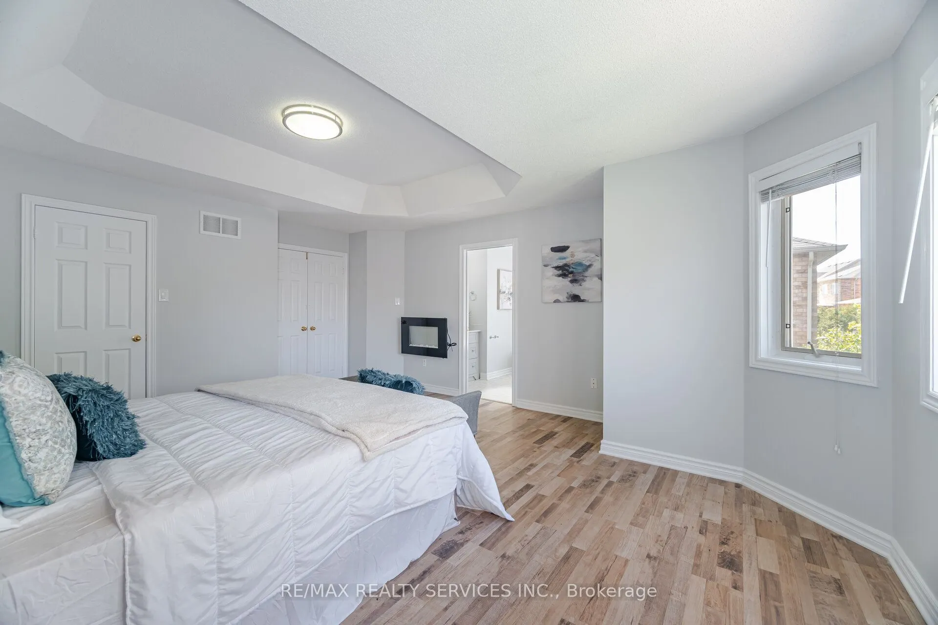 69 Harbourtown Crescent