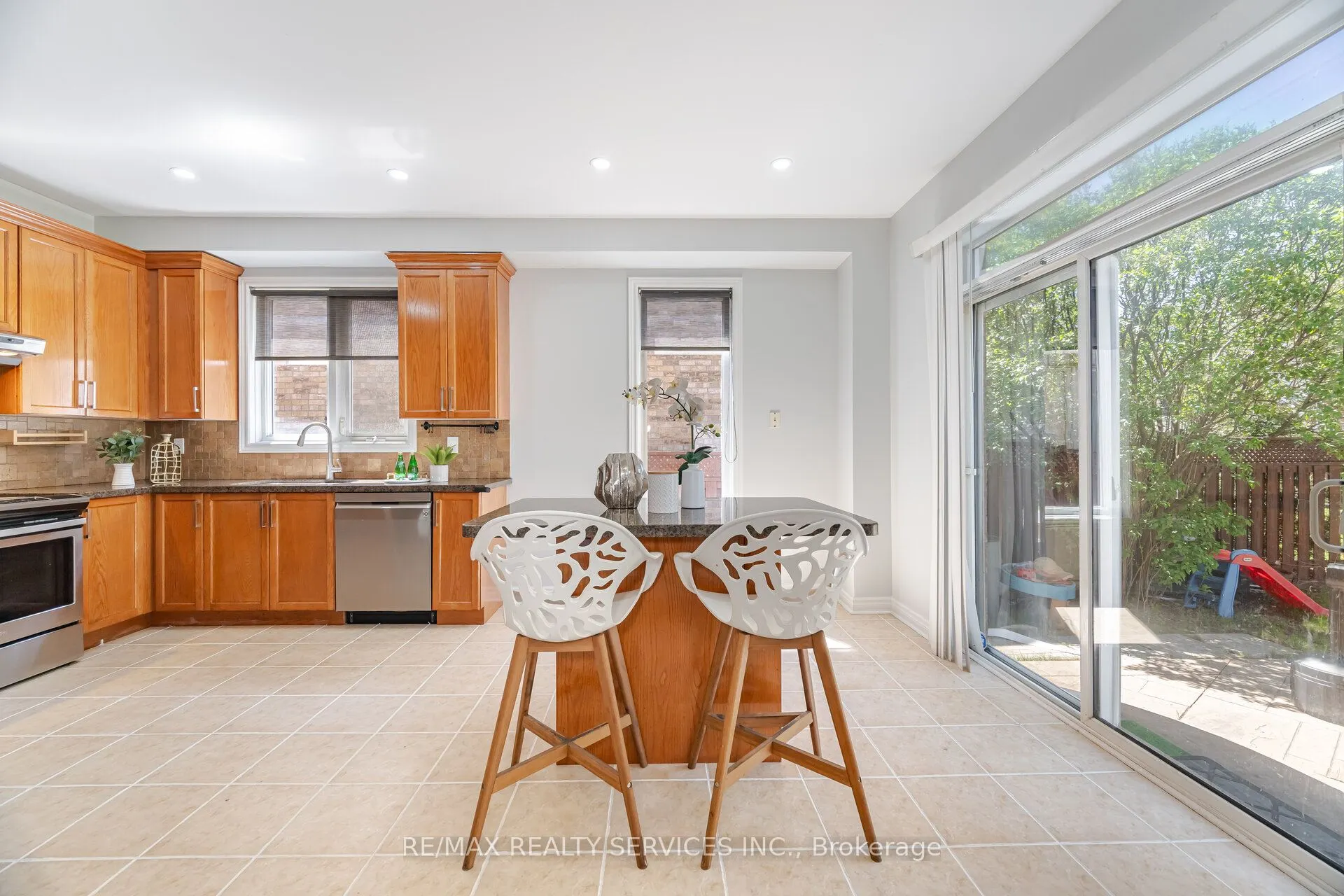 69 Harbourtown Crescent