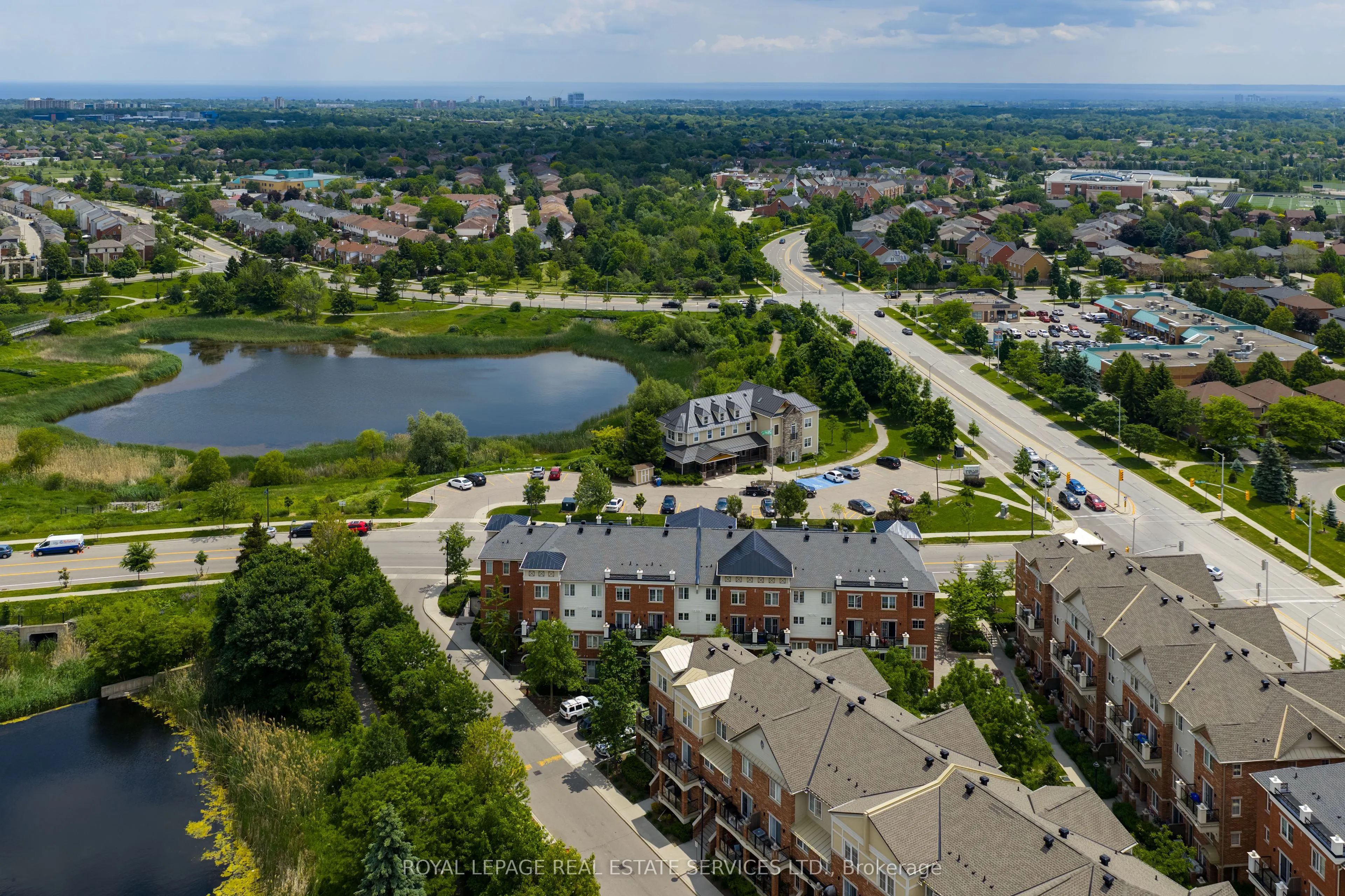 15 Hays Boulevard, #10