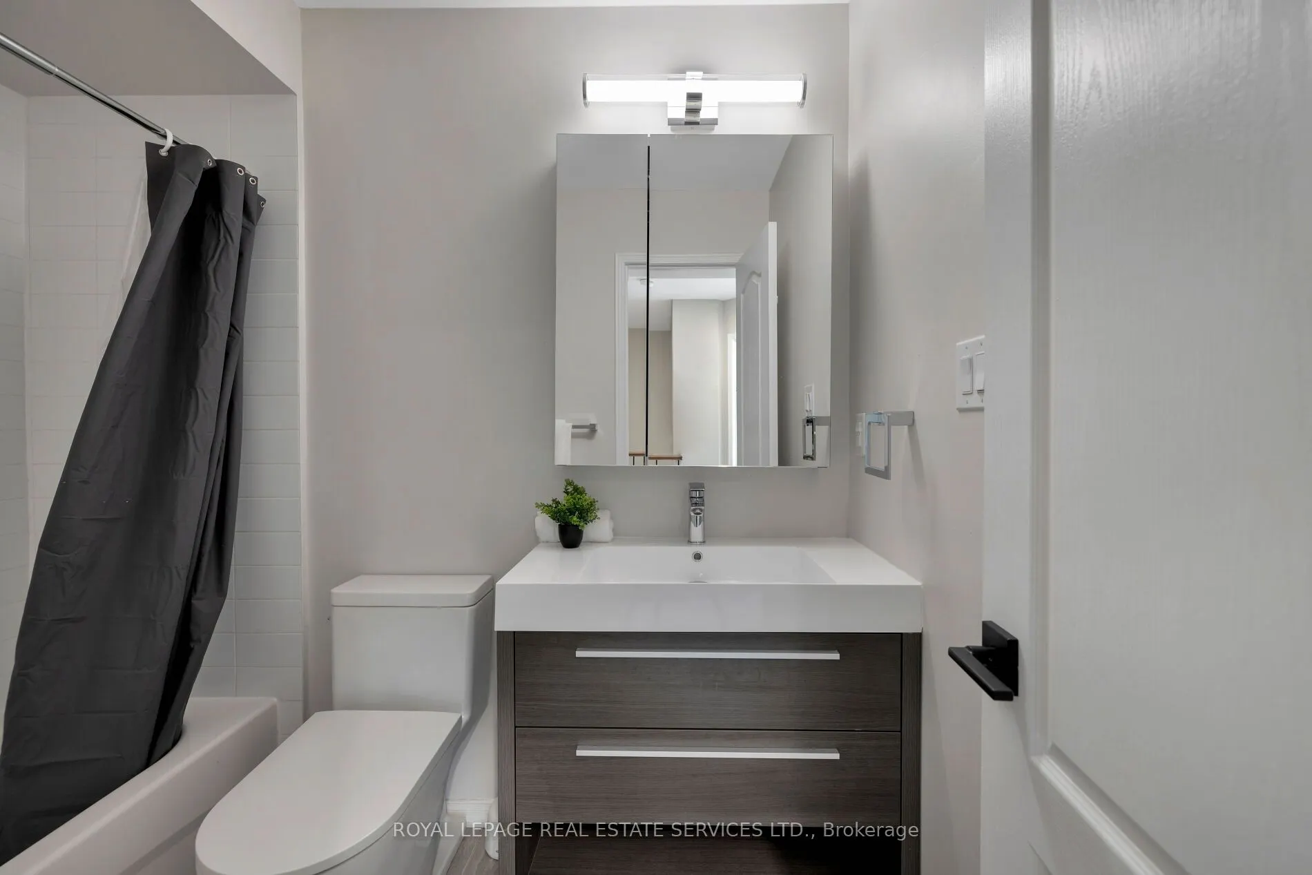 15 Hays Boulevard, #10