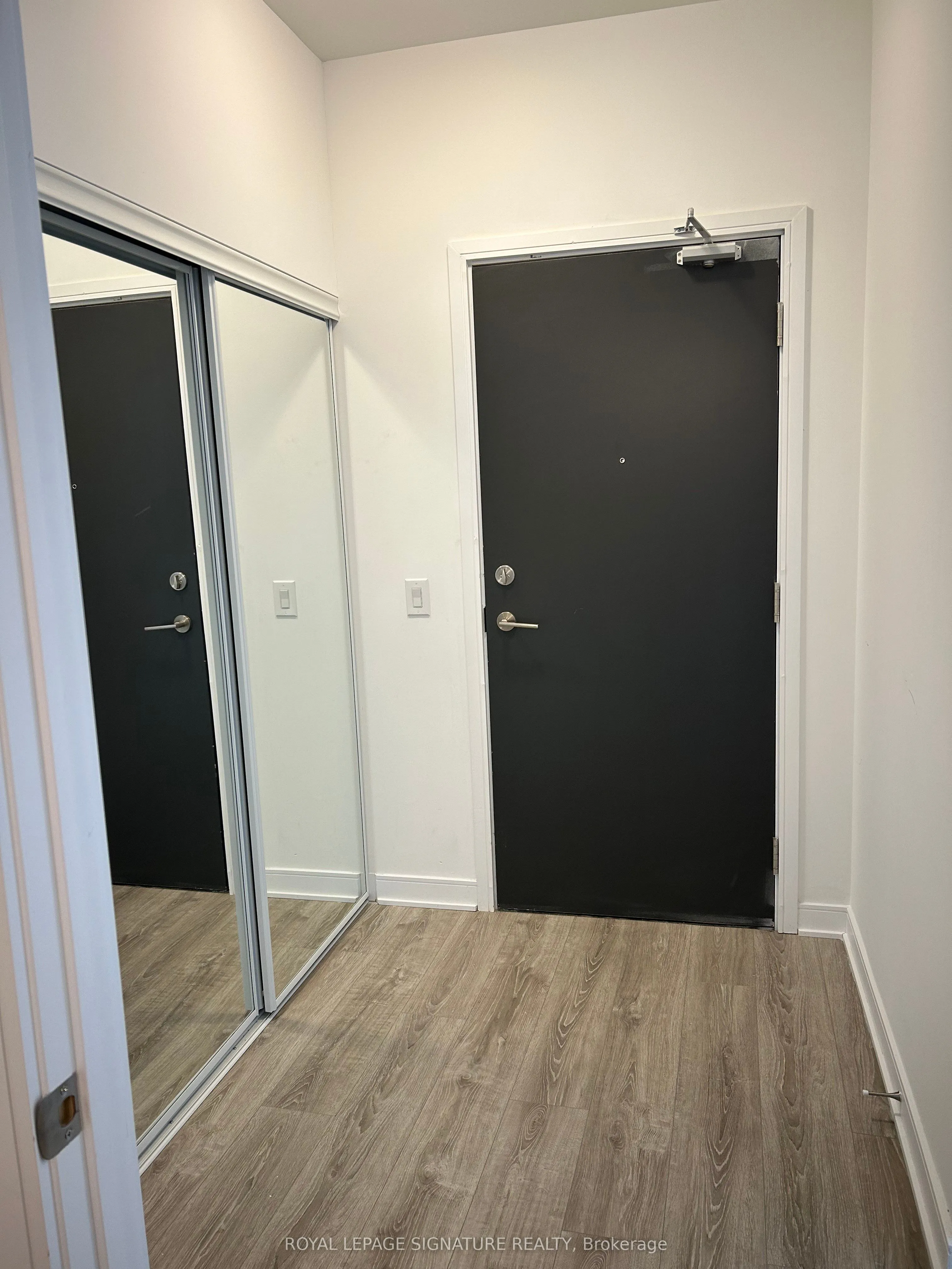 25 Neighbourhood Lane #1012