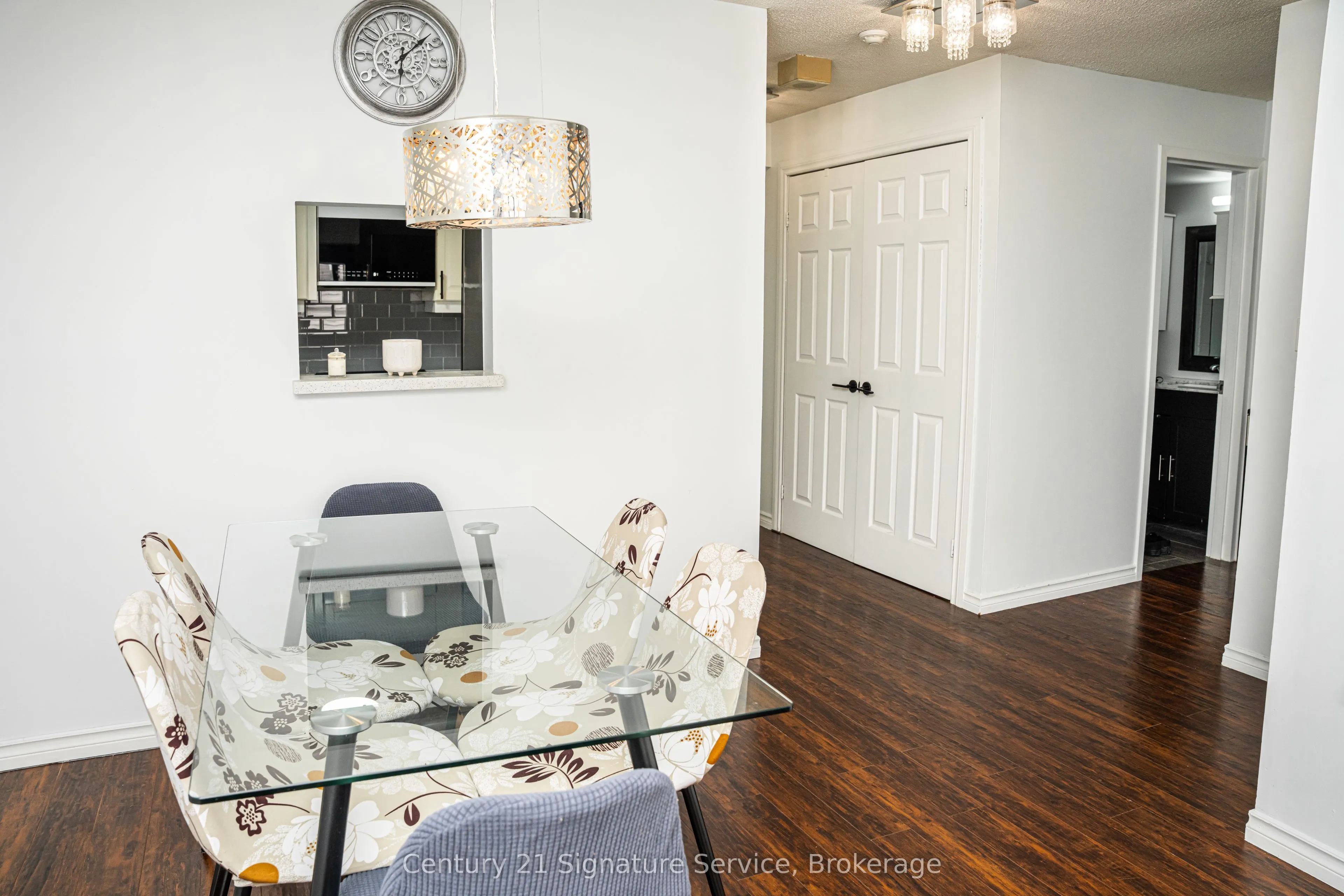 25 Agnes Street, #504