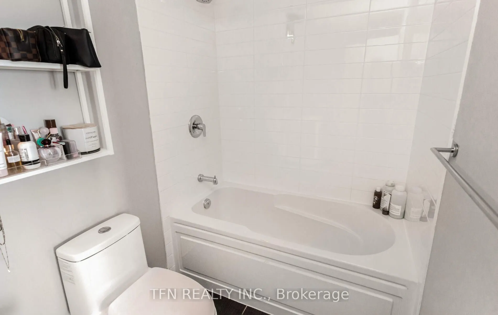 20 Shore Breeze Drive, #3510