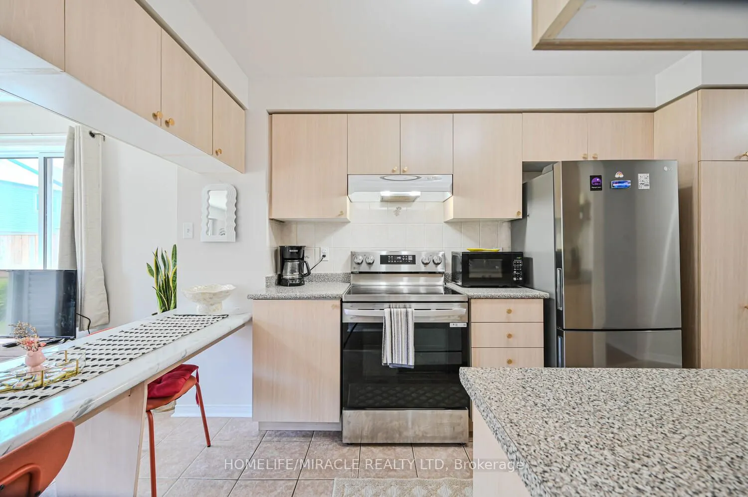 5255 Guildwood Way N, #30