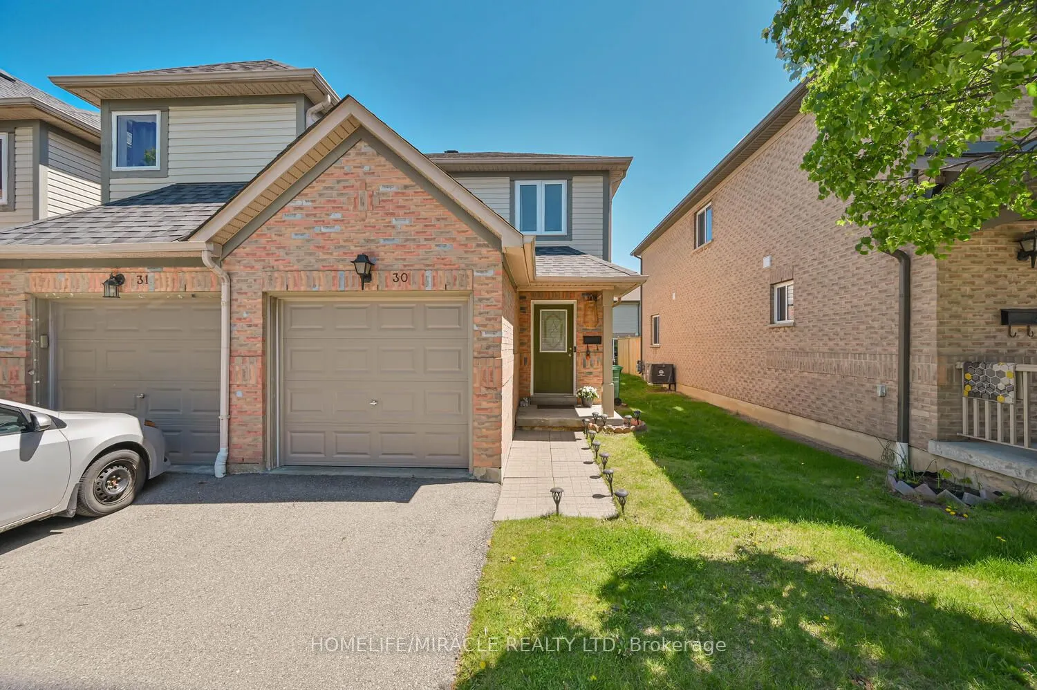 5255 Guildwood Way N, #30