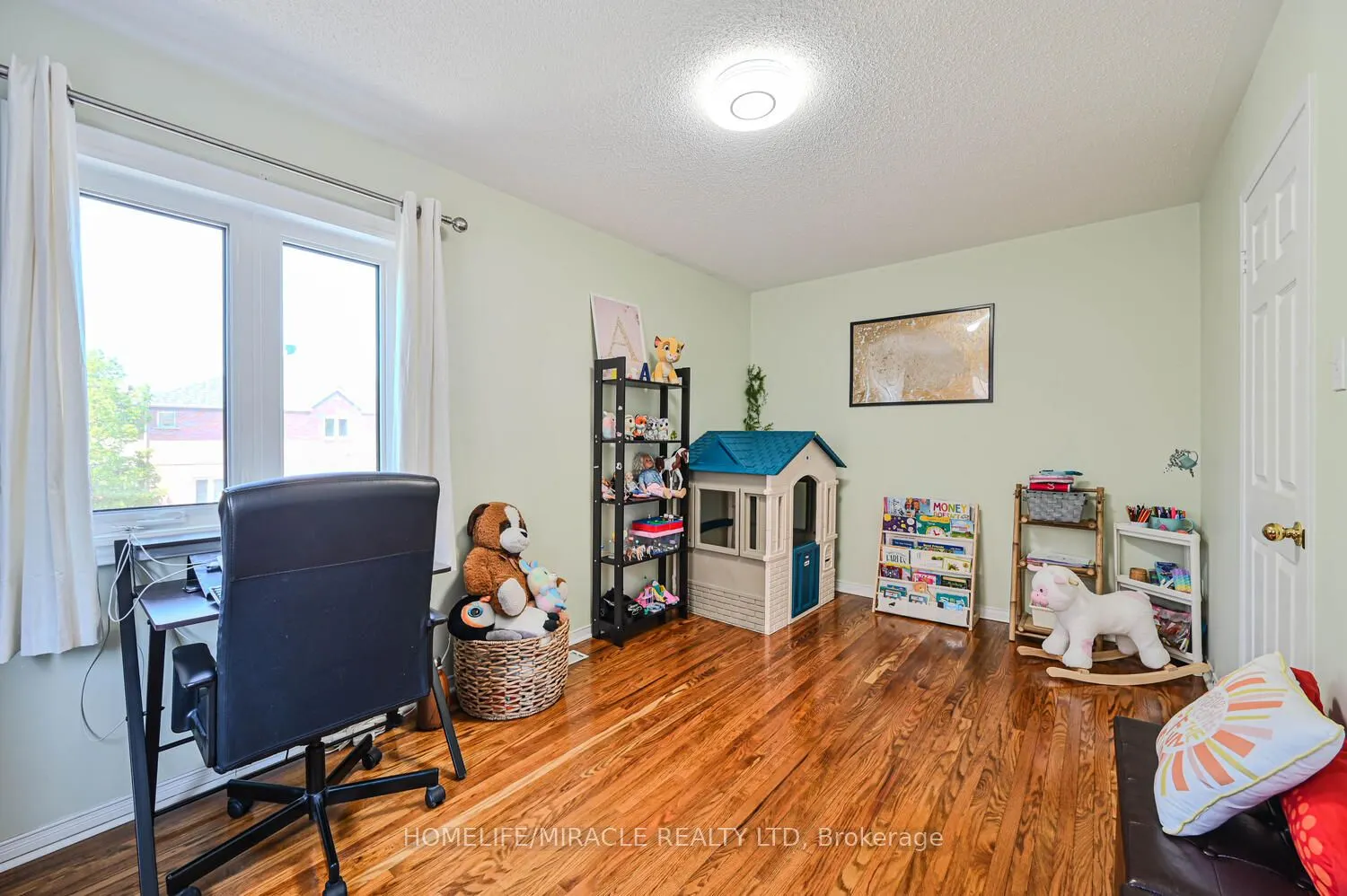 5255 Guildwood Way N, #30
