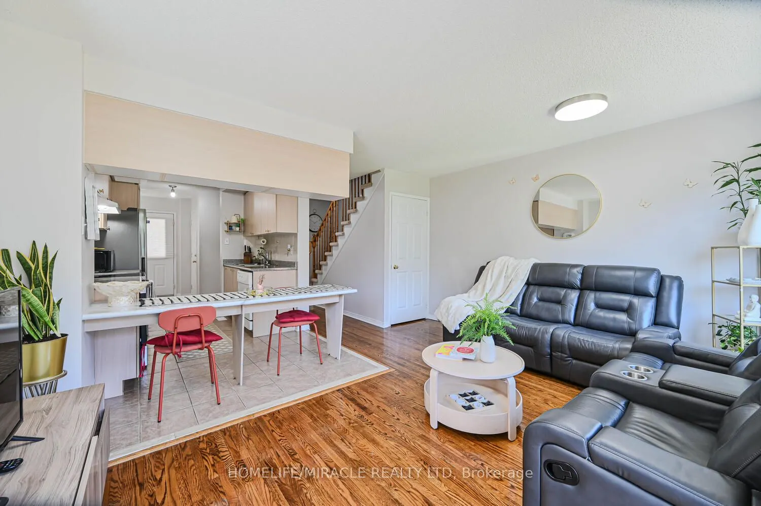 5255 Guildwood Way N, #30
