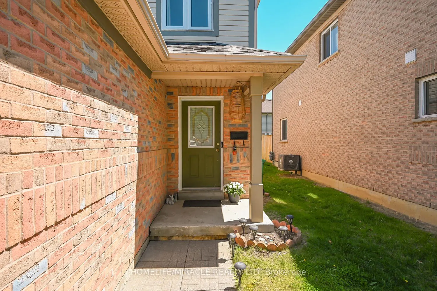 5255 Guildwood Way N, #30