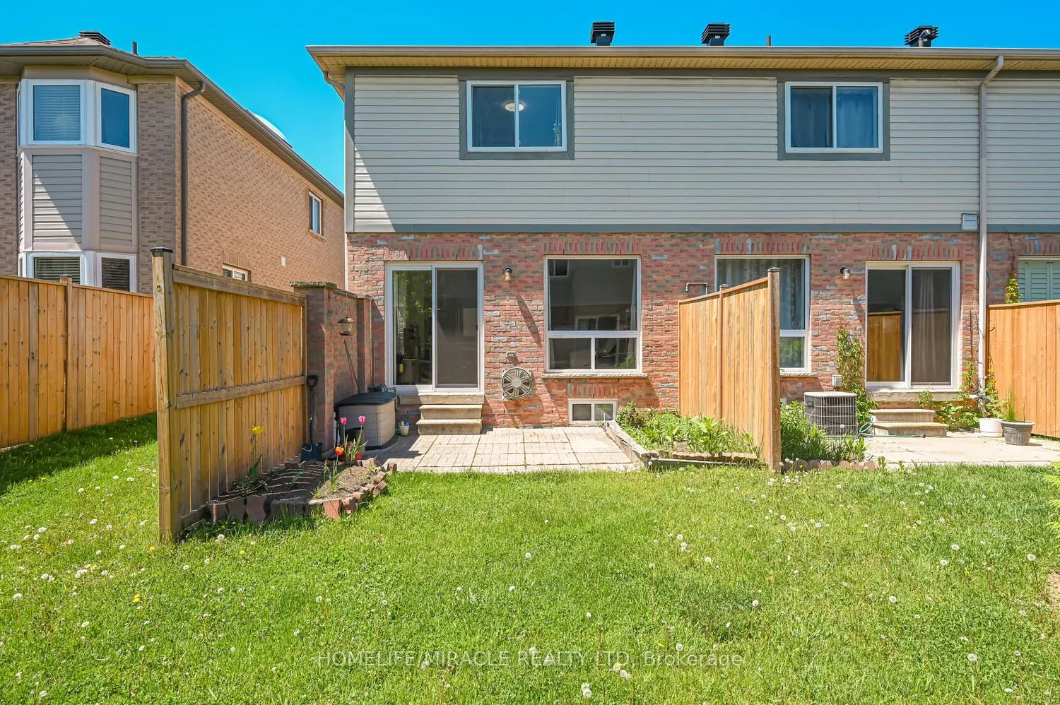 5255 Guildwood Way N, #30