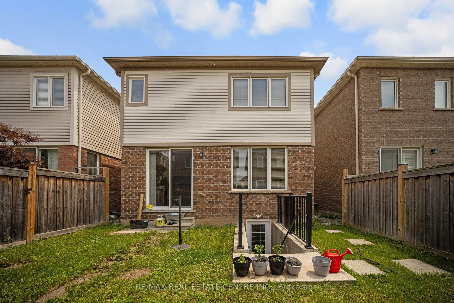 343 Emmett Landing