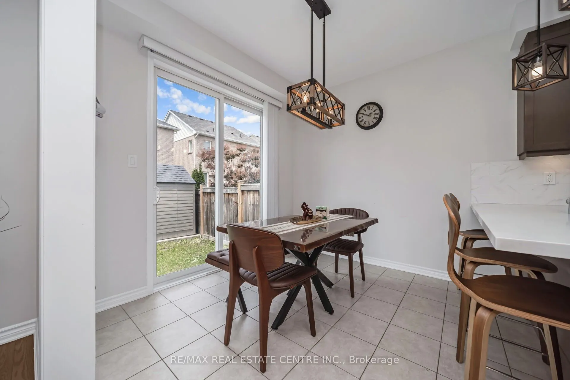 343 Emmett Landing