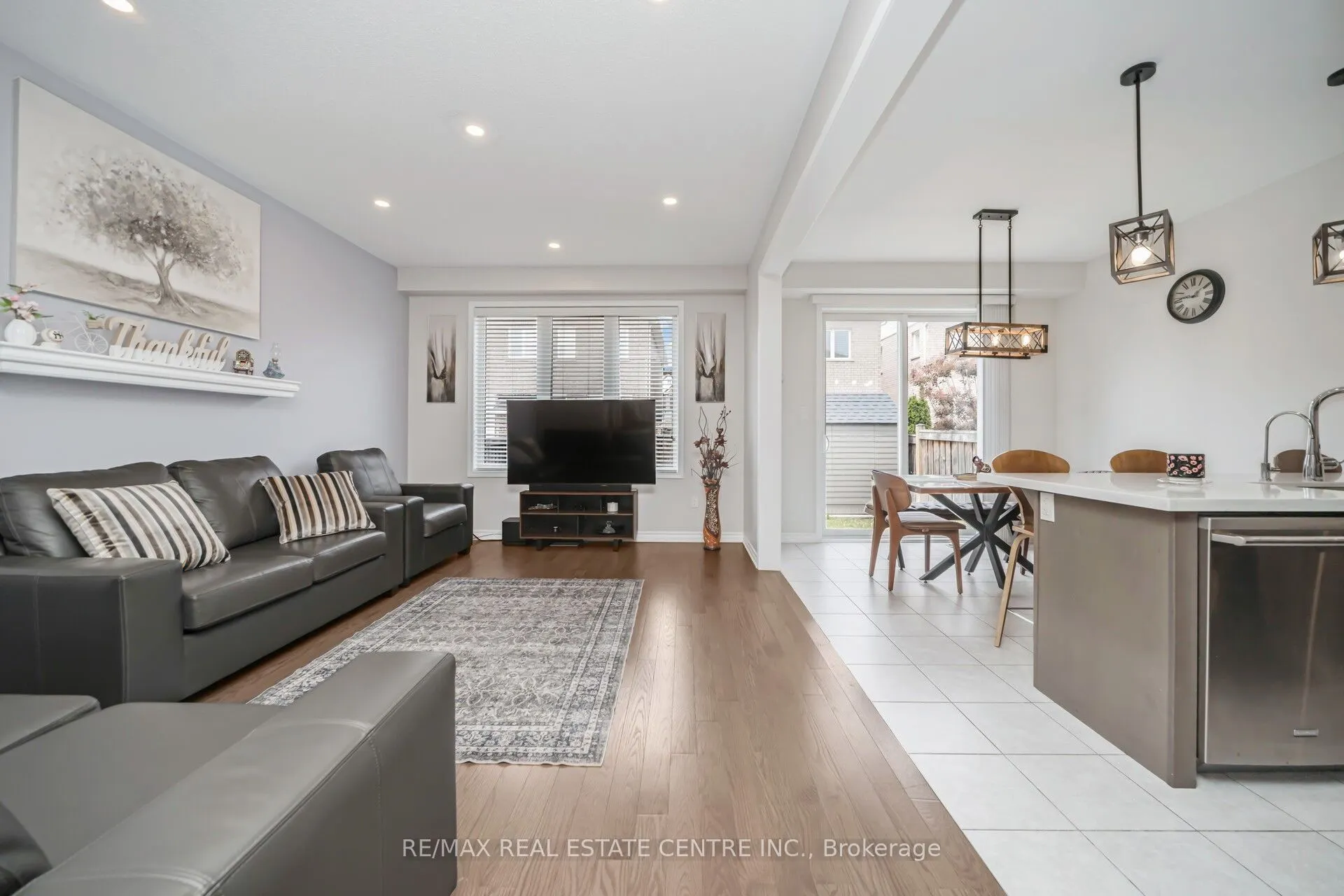 343 Emmett Landing