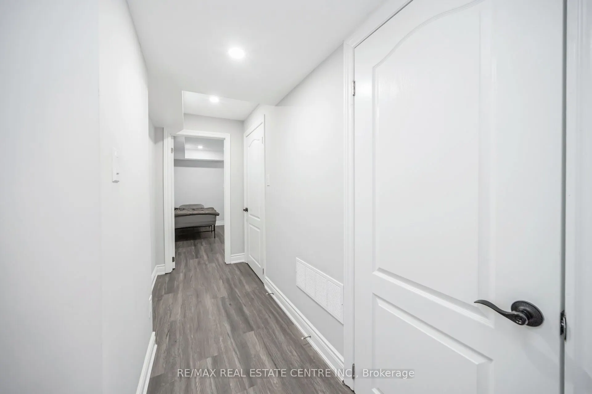 343 Emmett Landing
