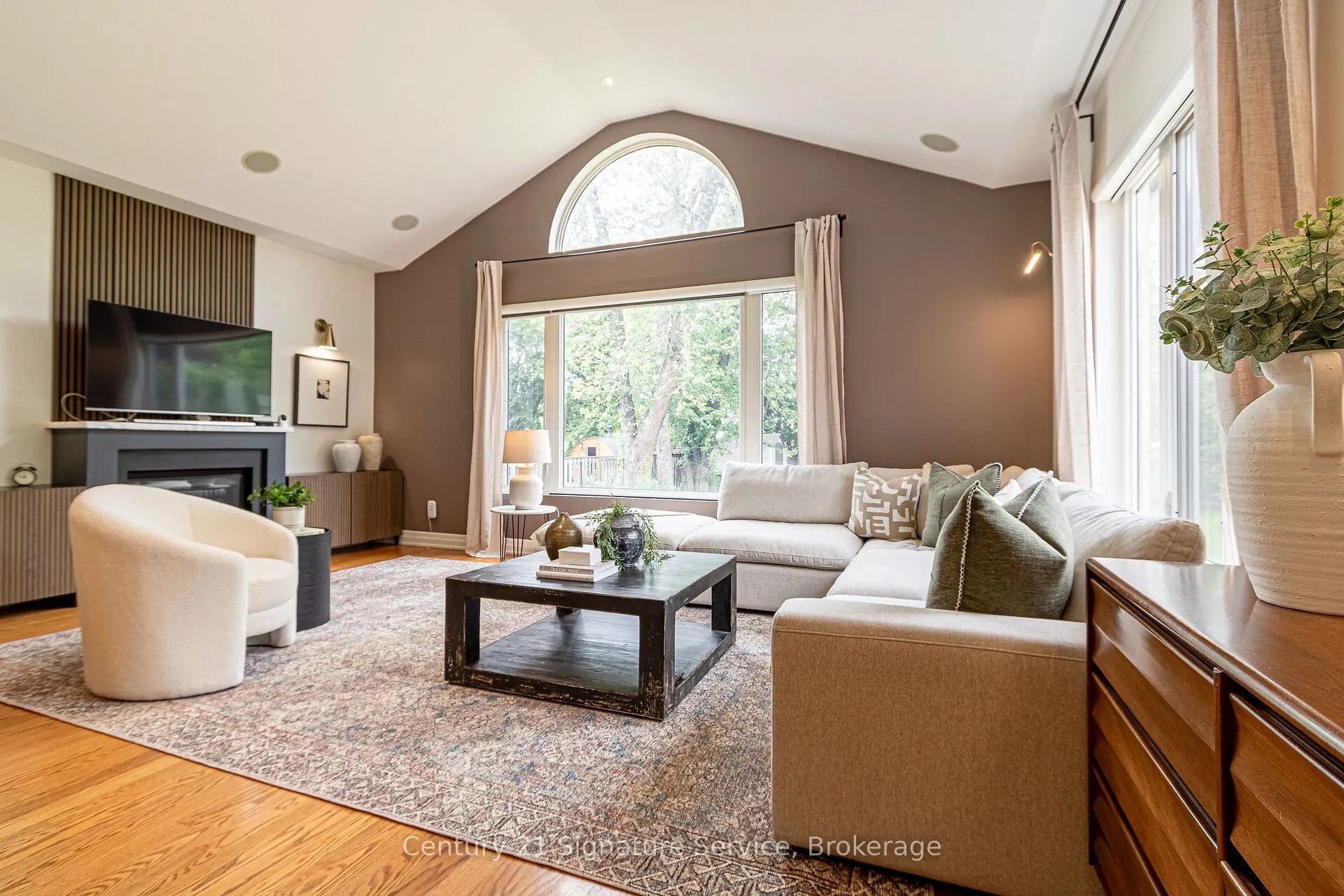 24 Joymar Drive