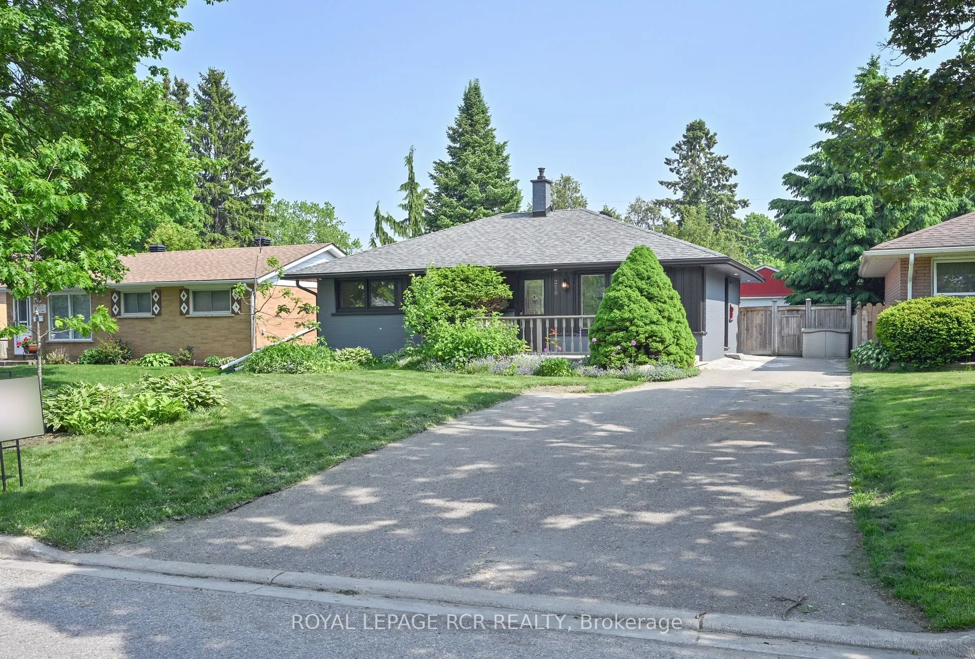 218 Elizabeth Street