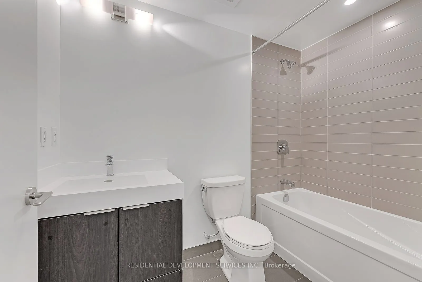 5 Maryport Avenue, #113