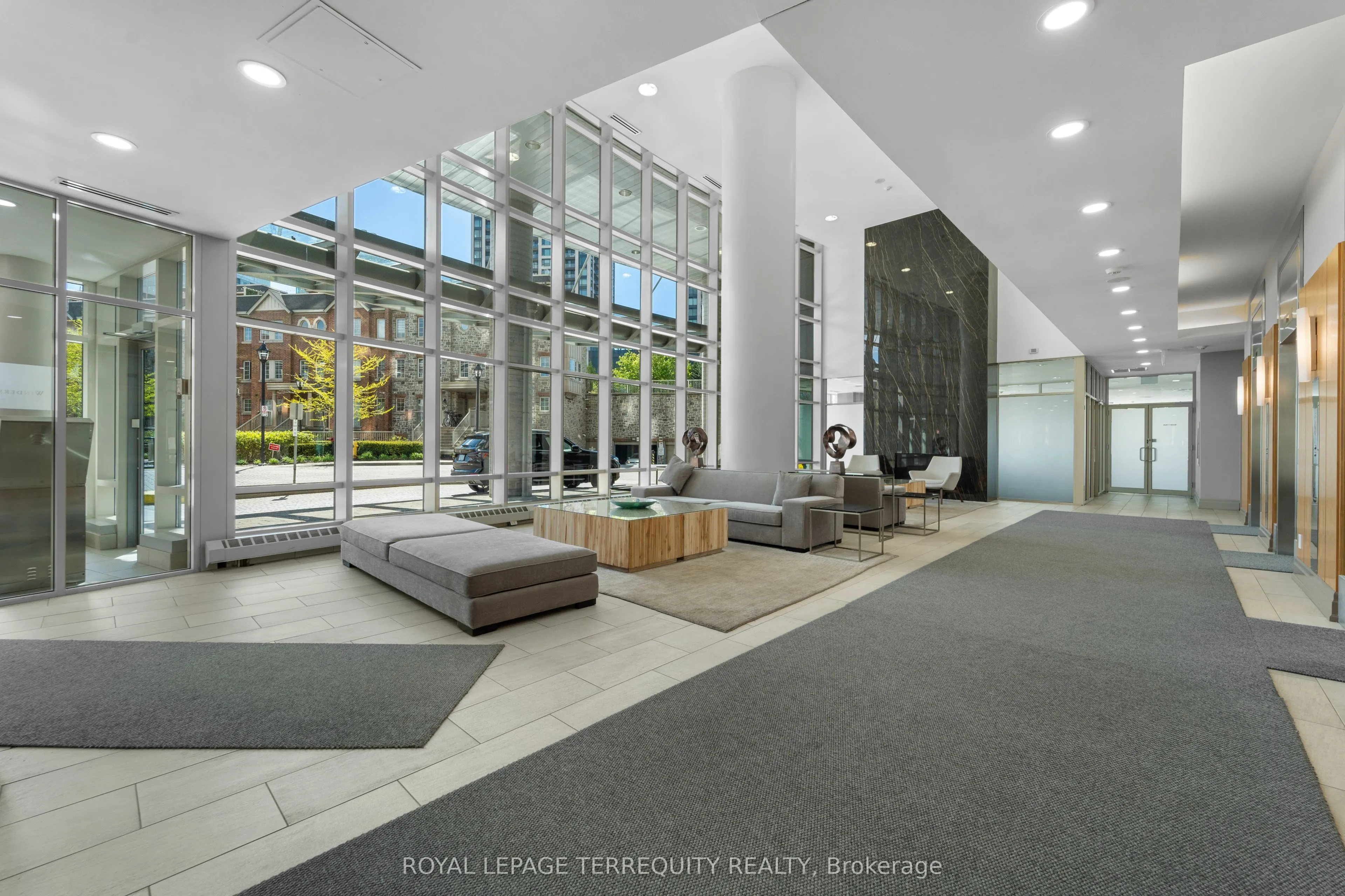 15 Windermere Avenue, #1210
