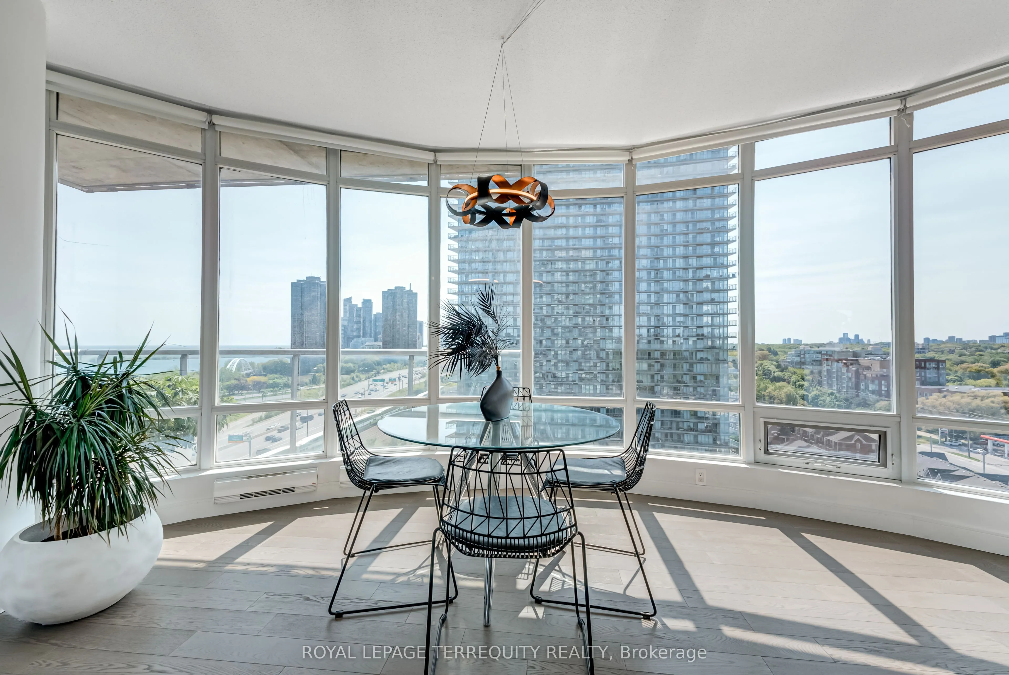 15 Windermere Avenue, #1210