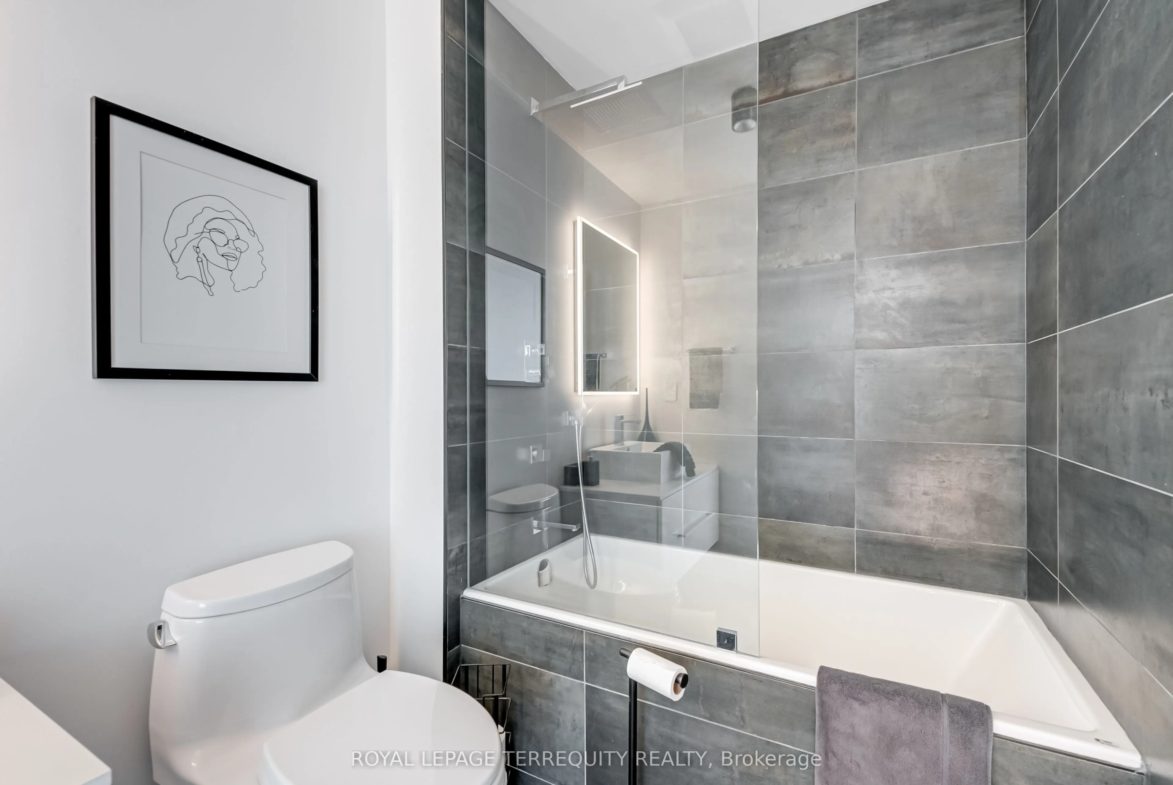 15 Windermere Avenue, #1210
